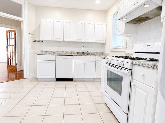 3rd image of 9 Corwin St #9