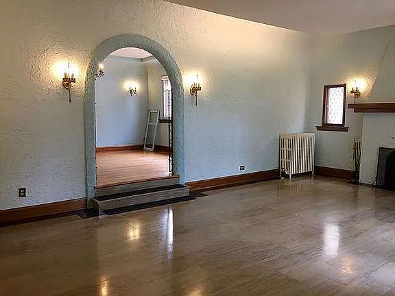 4th image of 1309 S Crescent Ave