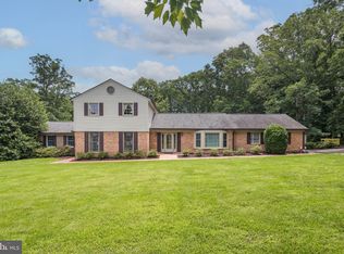 3809 Russell Rd, Woodbridge, VA 22192