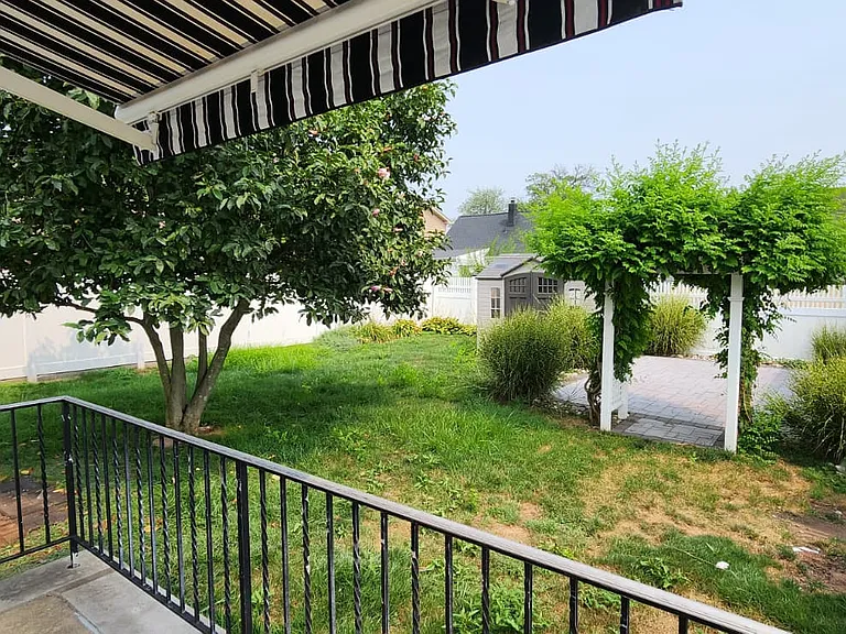 135 Morristown Rd — Photo 26
