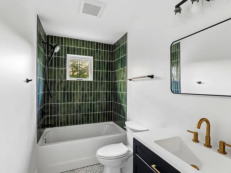 10 Stoner Rd — Photo 11