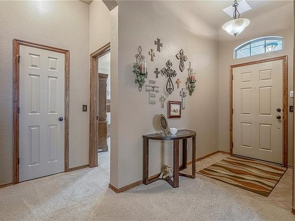 3rd image of 2604 SW 141st St