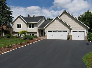 8445 173rd St W, Lakeville, MN 55044