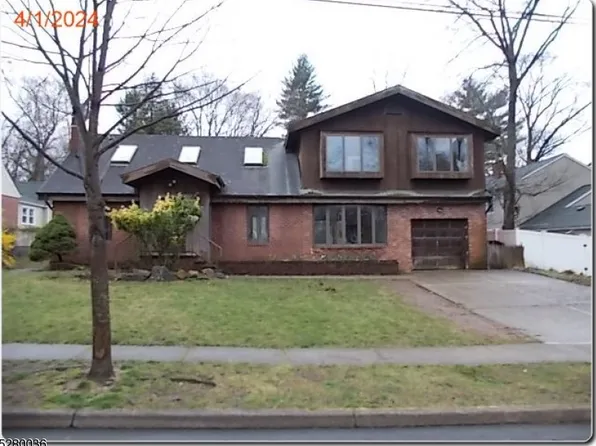 327 Wales Ave, River Edge Boro, NJ 07661