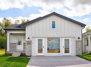 1012 NW Macarthur Ln, Waukee, IA 50263