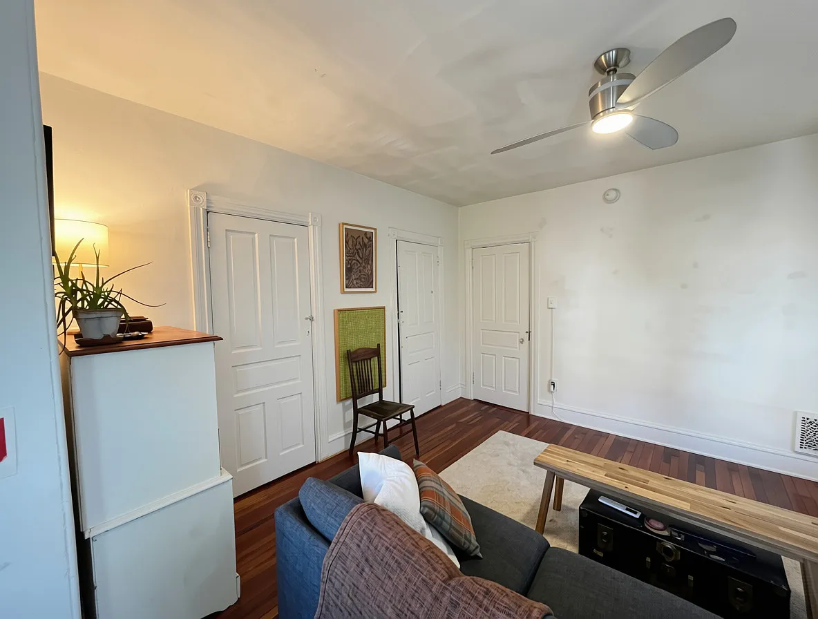 2 bed, 850 sqft, $1,685 — Photo 2