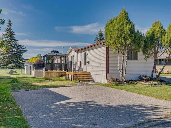 311 Stanley Ave, Okotoks, AB T1S 1M5