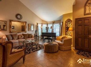 756 Azure Hills Dr, Simi Valley, CA 93065