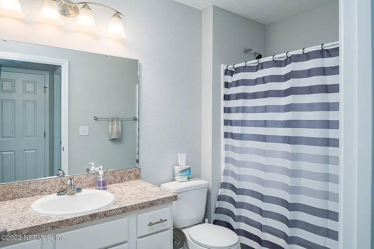 3 bed, 2.0 bath, 1470 sqft, $2,550 — Photo 4
