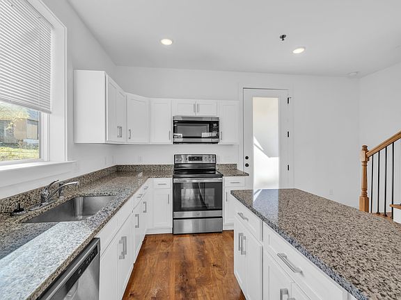 3rd image of 1502 E 13th St #108