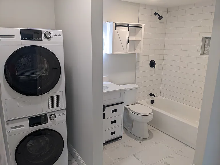 1502 Purchase St #202 — Photo 4