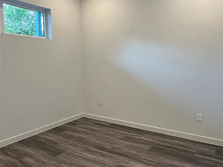 4004 Banister Ln #106 — Photo 3