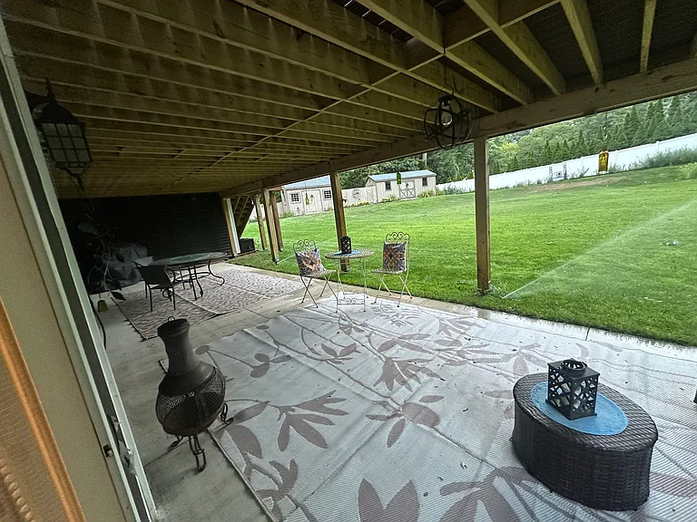 1 Valdepenas Ln — Photo 21