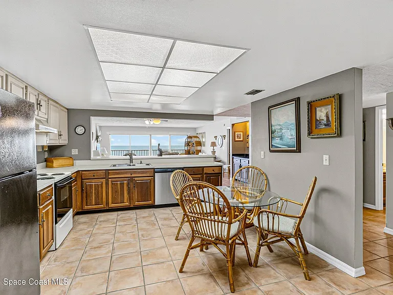403 Highway A1A #252 — Photo 37