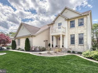 21 Stone Run Dr, Mechanicsburg, PA 17050