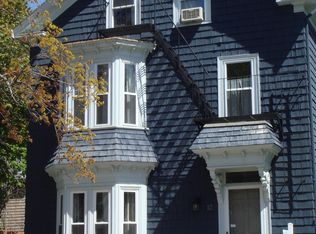 12 Elgin St, Providence, RI 02906