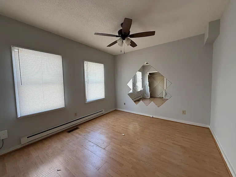 1495 State St #1-F-0 — Photo 4