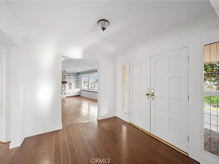 905 Emerald Bay — Photo 9
