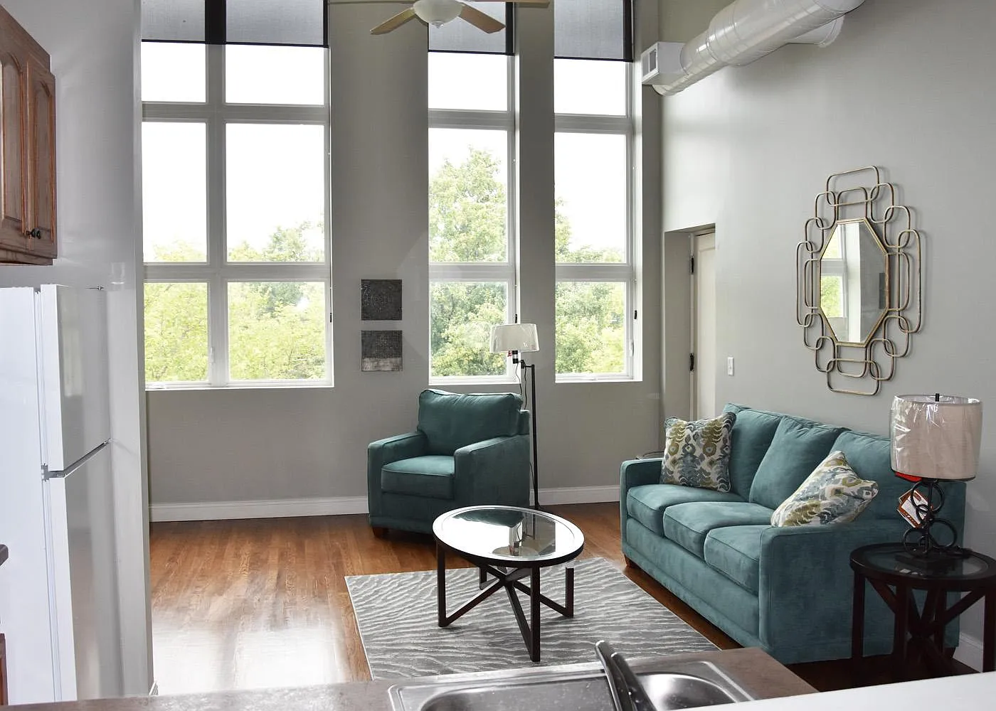 119 N Colfax St — Photo 2