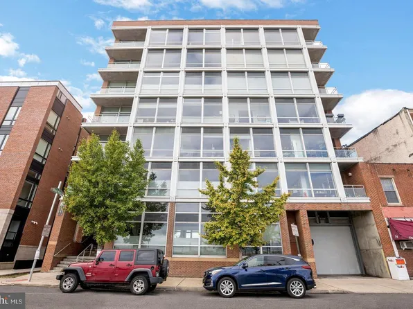 22 S Front St APT 207, Philadelphia, PA 19106