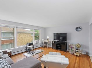 7142 Riverside Dr #5, Berwyn, IL 60402