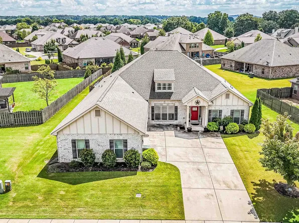 3 Candle St, Huntsville, AL 35824