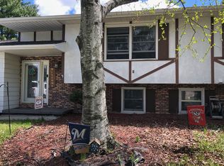 5211 Big Bow Ct, Fitchburg, WI 53711