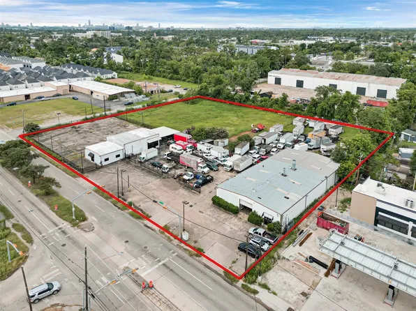 4711 Yale St, Houston, TX 77018