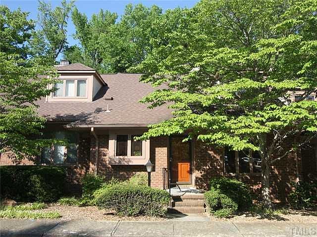 1st image of 134 Essex Dr