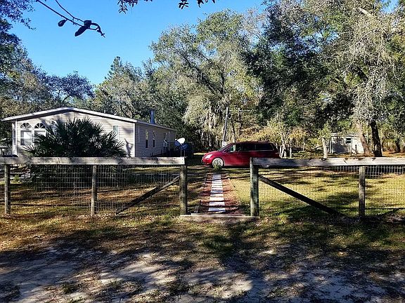 Front Fence/Entrance