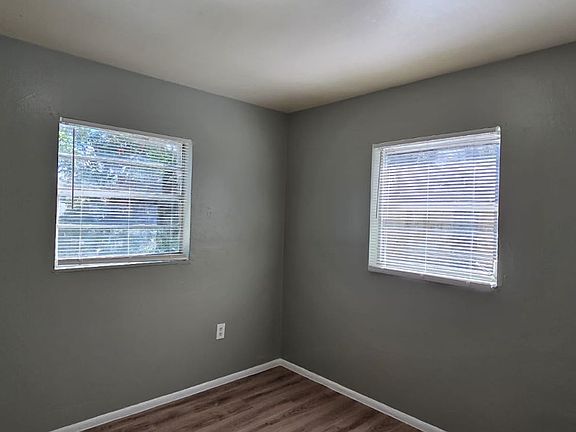 3rd image of 10011 N 14th St