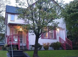 1734 NW 64th St, Seattle, WA 98107