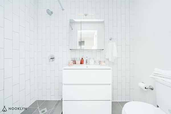 Rented by Nooklyn NYC LLC | media 3