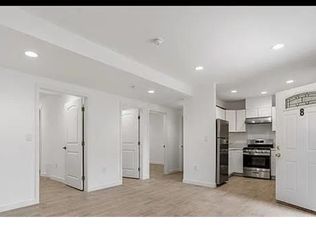 259 N Burlington Ave, Los Angeles, CA 90026