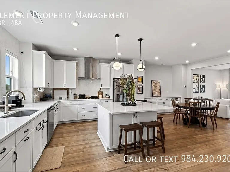 4730 Cypress Tree Ln #1 — Photo 12