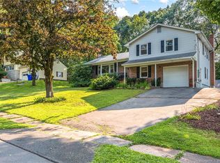 235 Country Ln, East Hartford, CT 06118