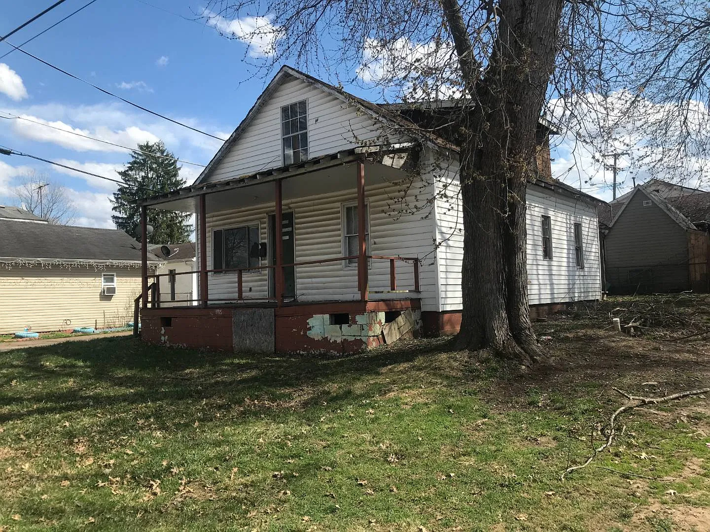 1915 Virginia Ave photo 1