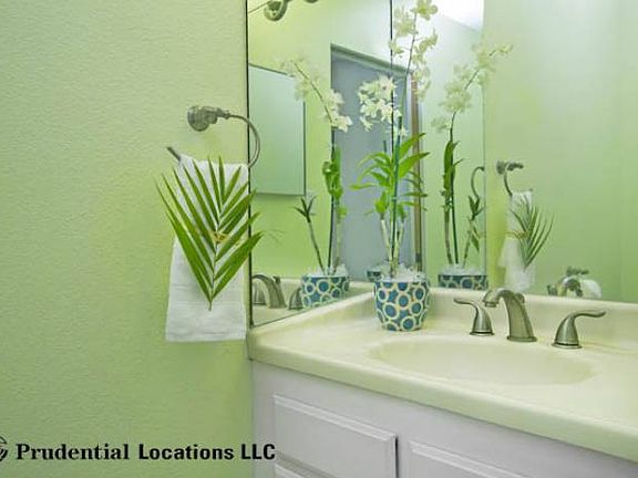 Clean & convenient half b