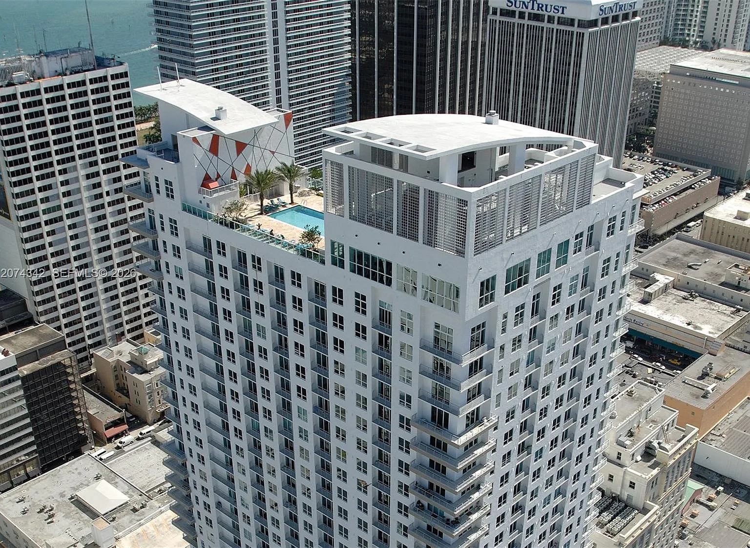 The Loft Downtown Ii Cond — Photo 3