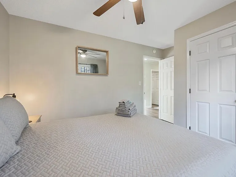 6908 Orchard Knoll Dr — Photo 33
