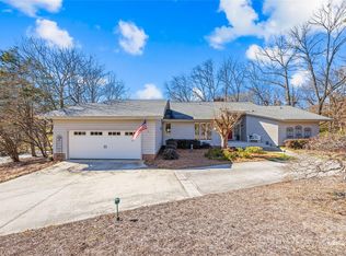 19 Commodore Point Rd, Clover, SC 29710