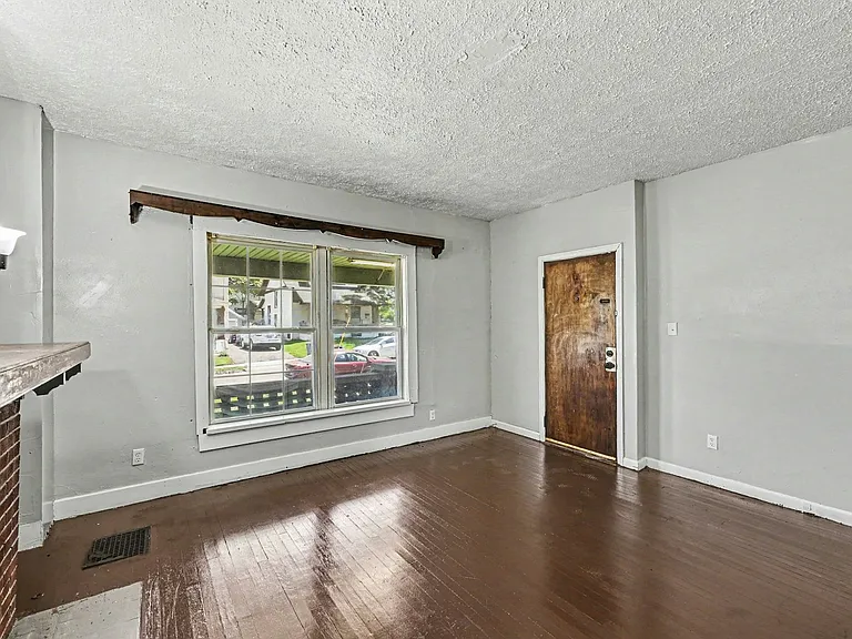 427 Kolping Ave #427 — Photo 13