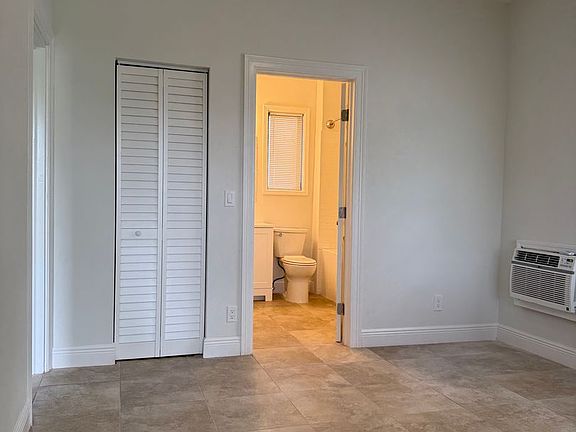 4th image of 255 Walton Blvd APT 6