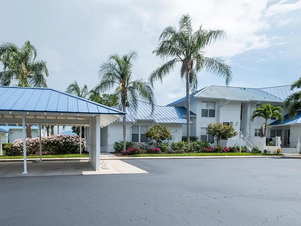 831 Audubon Dr