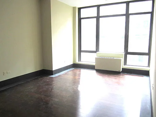 Rented by Synergy NYC | media 43