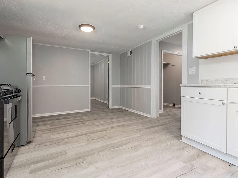 3624 Parthenia Ave — Photo 17
