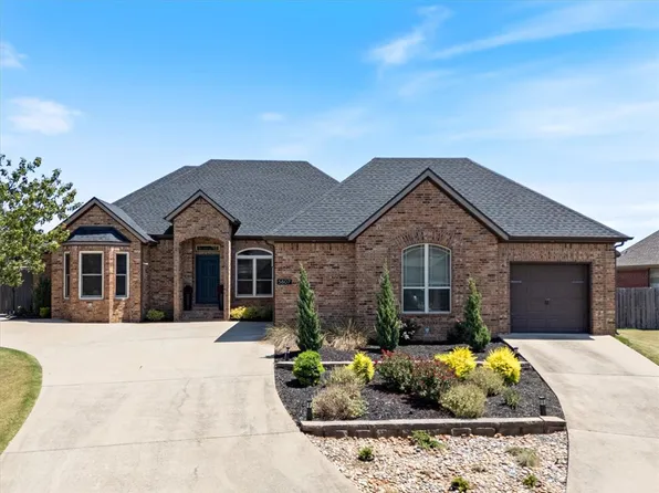 5807 S 66th St, Cave Springs, AR 72718