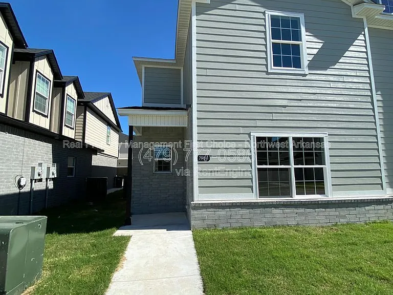 798 S Amarillo Ave #2 — Photo 3