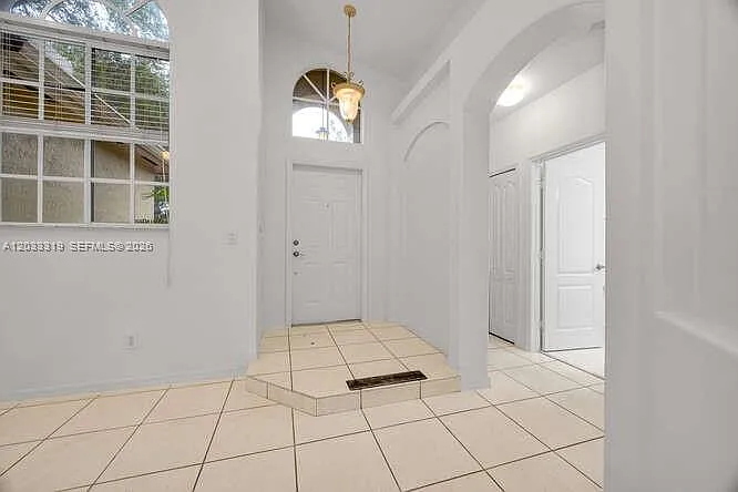 18322 SW 94th Ct — Photo 6