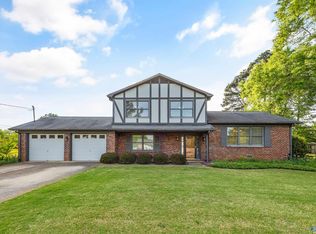 1928 Edenton Dr SW, Huntsville, AL 35803